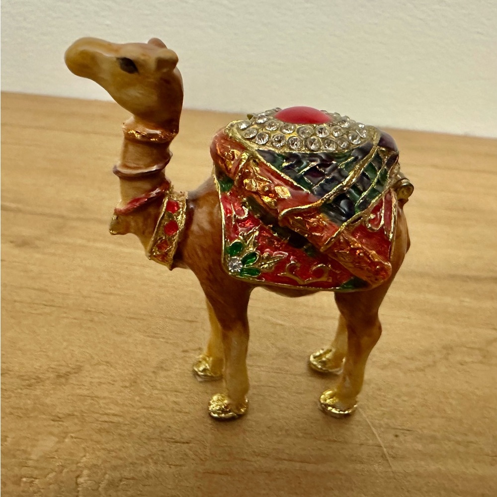 Camel Keepsake Box by Kubla